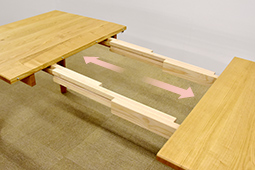 伸長式テーブル (Extension Table)