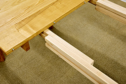 伸長式テーブル (Extension Table)